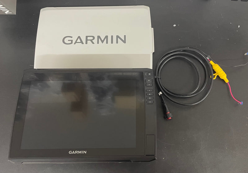 Load image into Gallery viewer, Used Garmin Echomap Ultra 2 126sv
