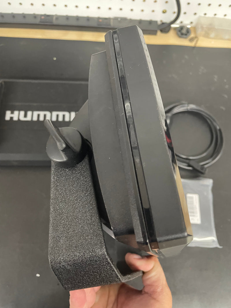 Load image into Gallery viewer, Used Humminbird Helix 9 MDI G3N CHO
